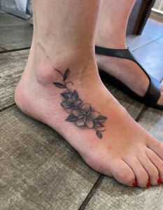 foot tattoo